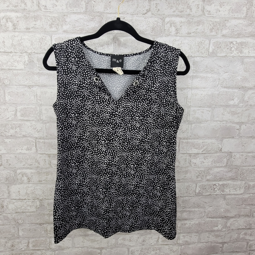 M&E sleeve top women's medium